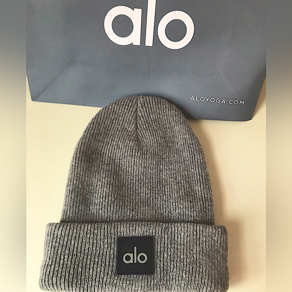 ALO Yoga Everyday Beanie Heather Athletic Grey